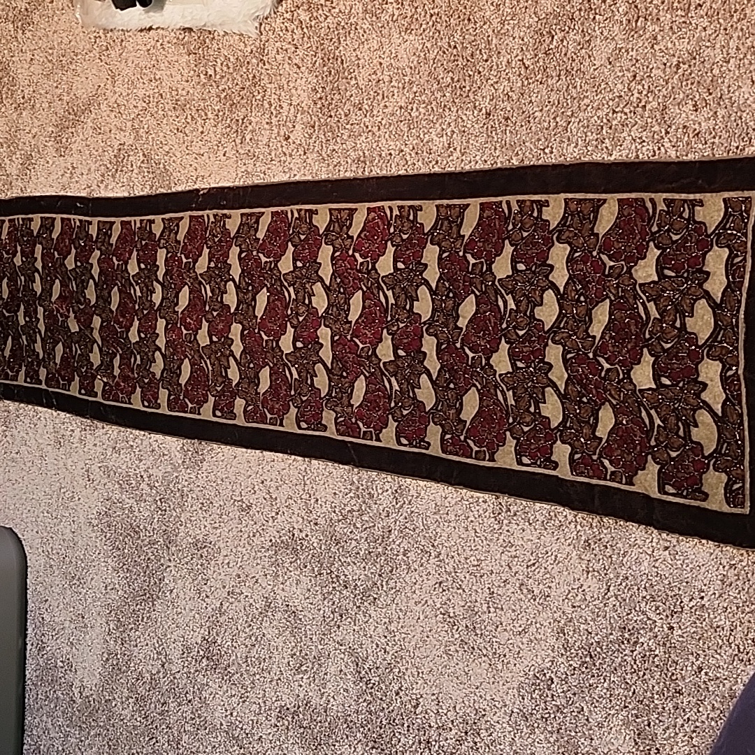 Velvet And Silk Green And Red Scarf
